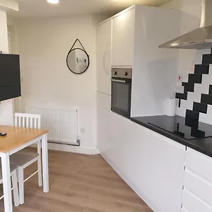 Modern 1 Bed 10 Mins To Leeds Cent Apartment Leeds (West Yorkshire)